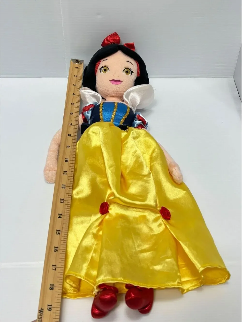 Disney Snow White Plush Doll with Yellow Satin Dress and Red Shoes GUC